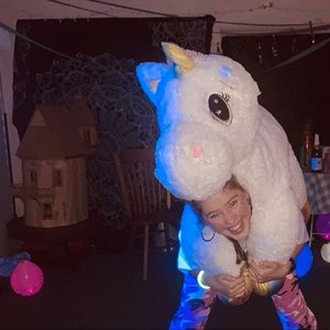 Meet your Posher, Betsy